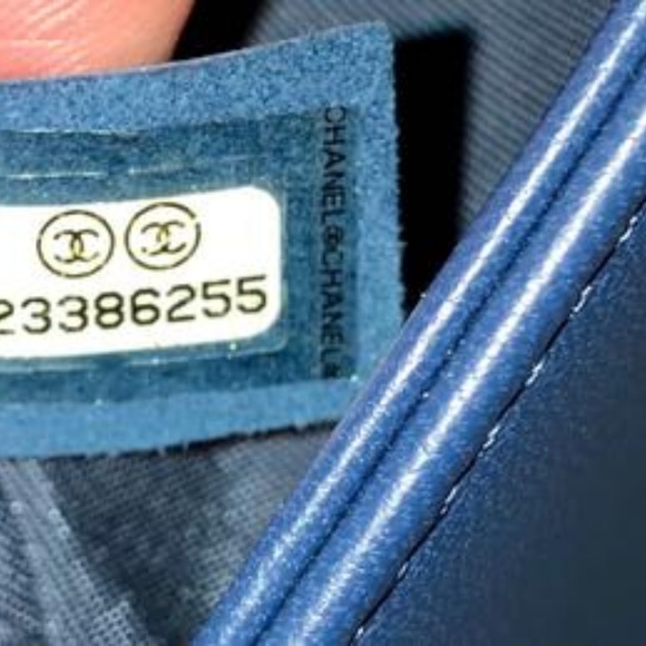 Chanel Blue Lambskin Quilted Cross Body Bag - Picture 7 of 8